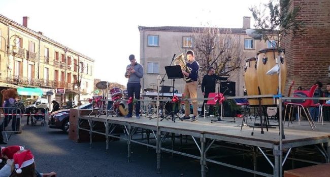 L'association Musical'Isle a présenté une première audition lors du marché de Noël et le public a pu apprécier le fruit du travail des quelque quarante apprentis musiciens./Photo DDM