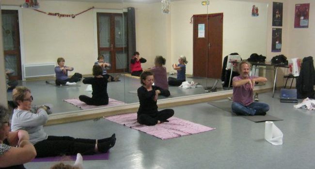 Le yoga a fait sa rentrée à la gym./Photo DDM.