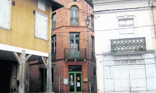 L'assemblée a proposé à l'association d'occuper le bâtiment situé rue Nastrade où siégeait l'ancienne MJC.