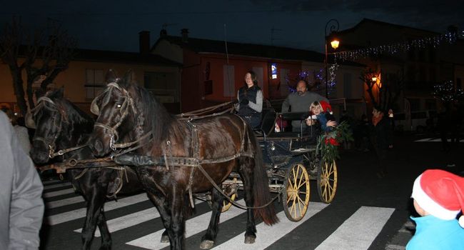 Des promenades en calèche dans le cœur de la cité seront proposées ce week-end lors du marché de Noël. /Photo Y.C-S