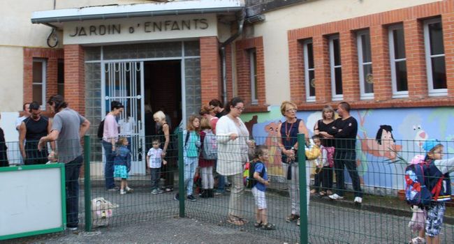 Des transformations sont prévues aux entrées des écoles L'Isloises./Photo DDM Y.C-S